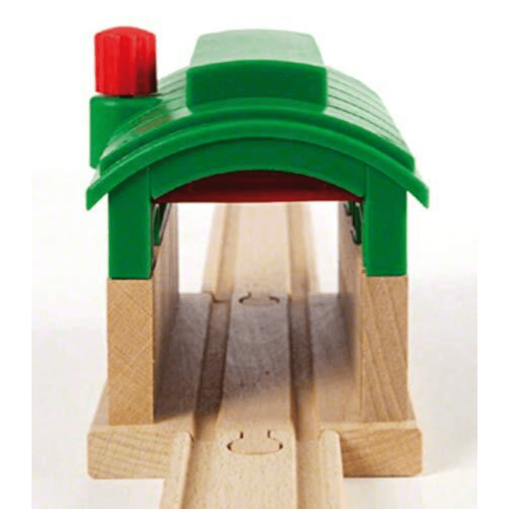 BRIO DESTINATION - TRAIN GARAGE