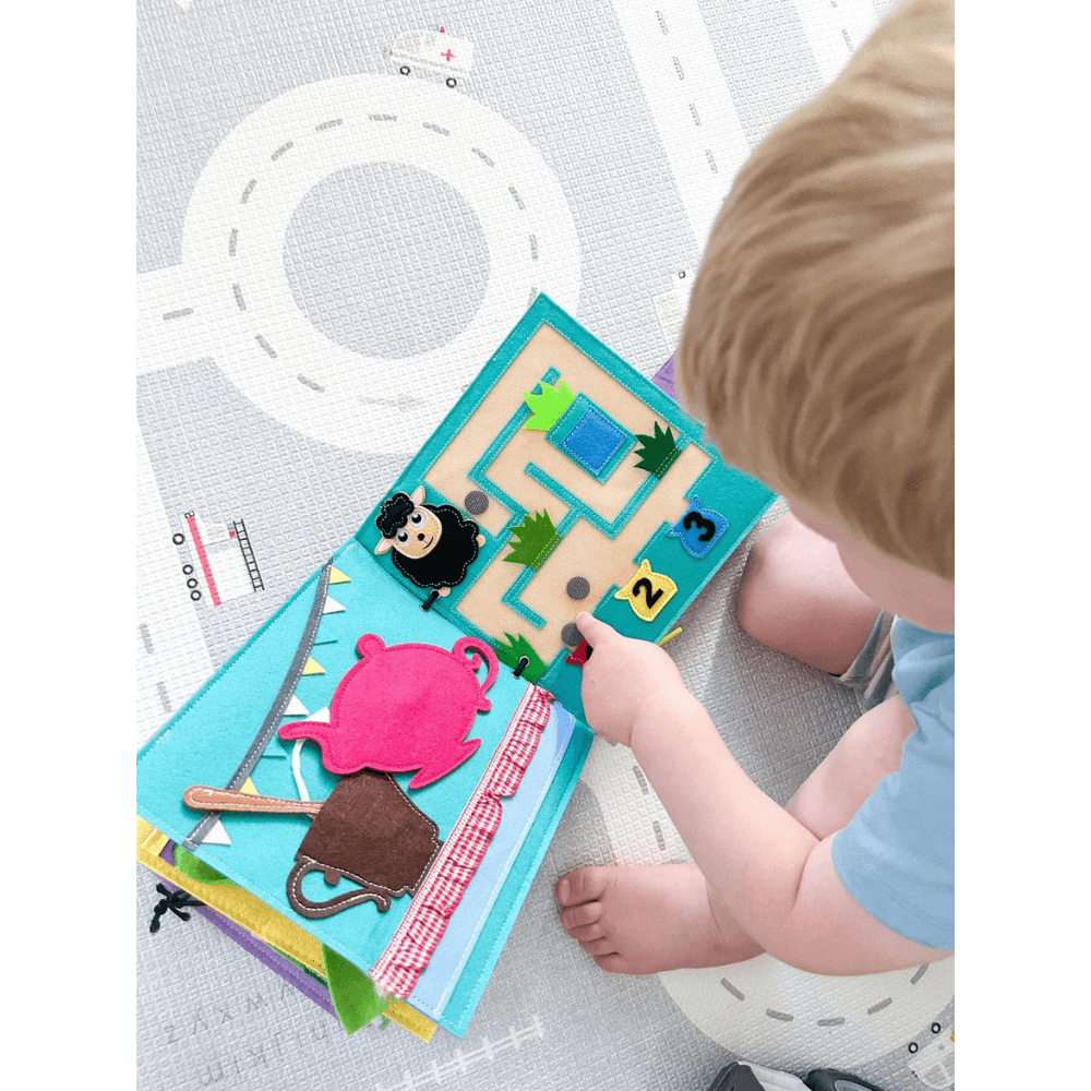 WONDERTIVITY LITTLE LAMB NURSERY RHYME BUSY BOOK