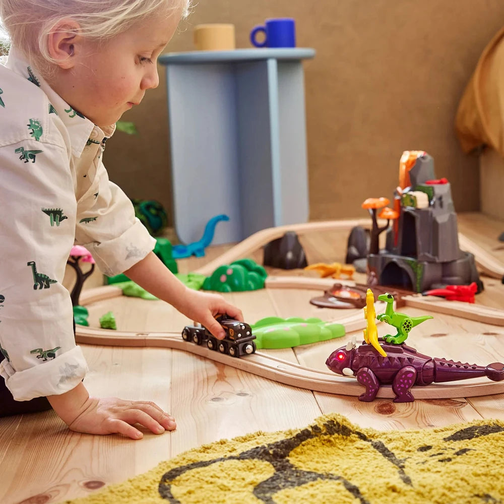BRIO DINOSAUR ATTACK SET