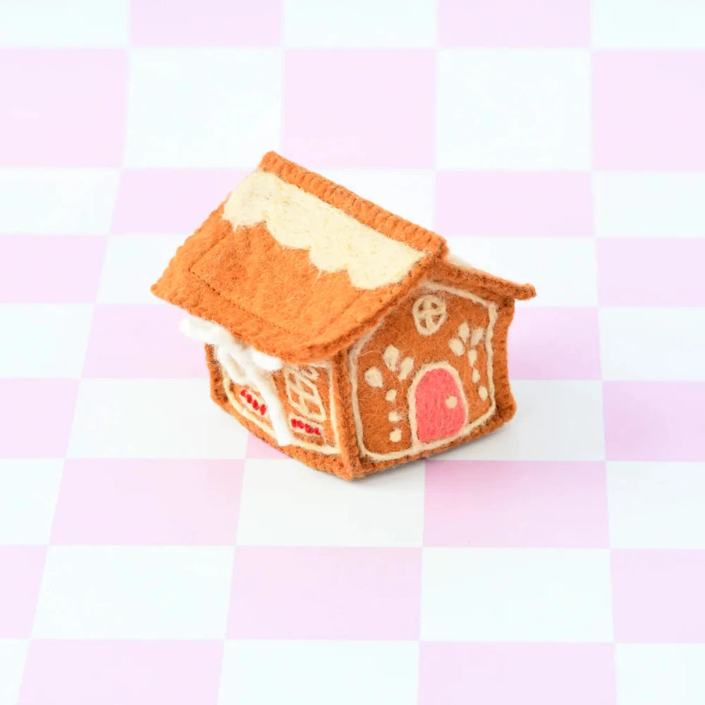 TARA TREASURES FELT GINGERBREAD HOUSE PINK DOOR