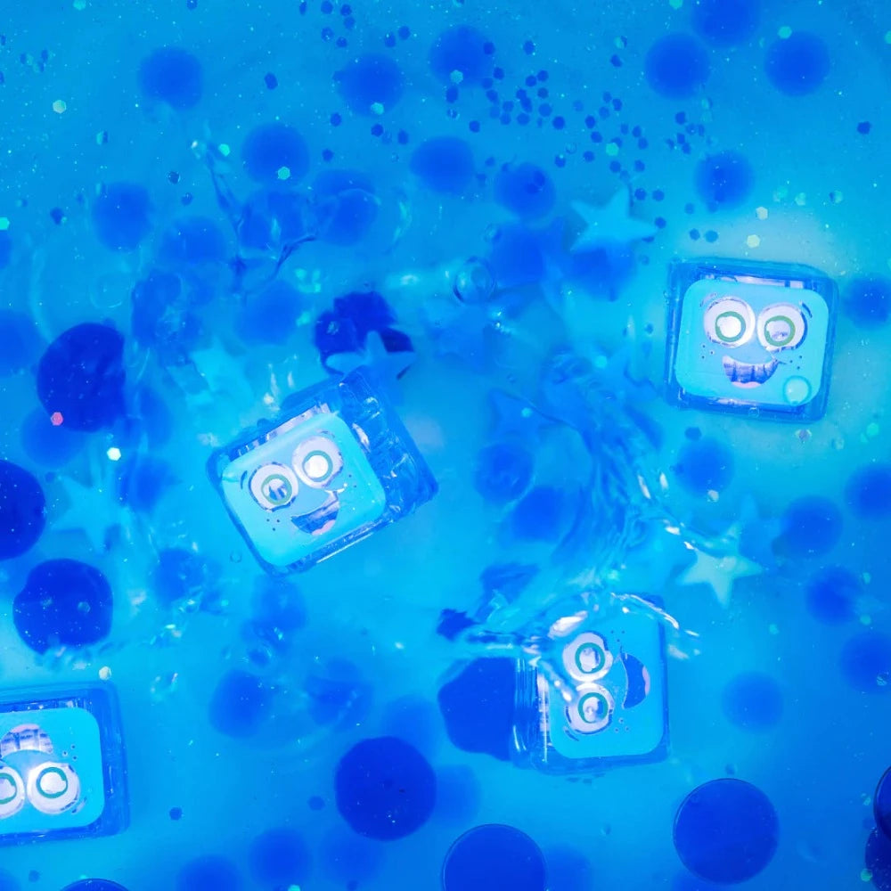 GLO PALS CUBES BLUE BLAIR