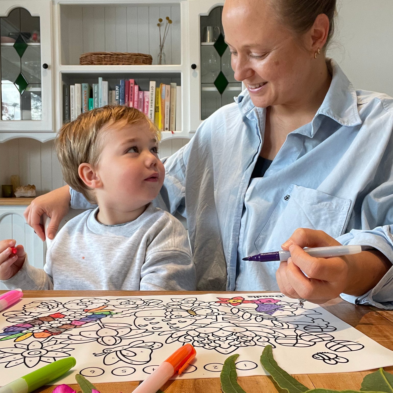 HEY DOODLE PLACEMAT FLOWER POWER
