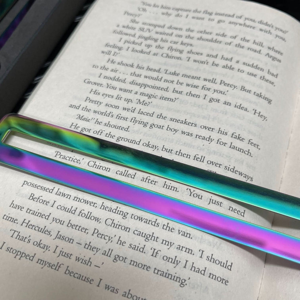 KAIKO BOOKMARK WITH READING GUIDE OIL SLICK