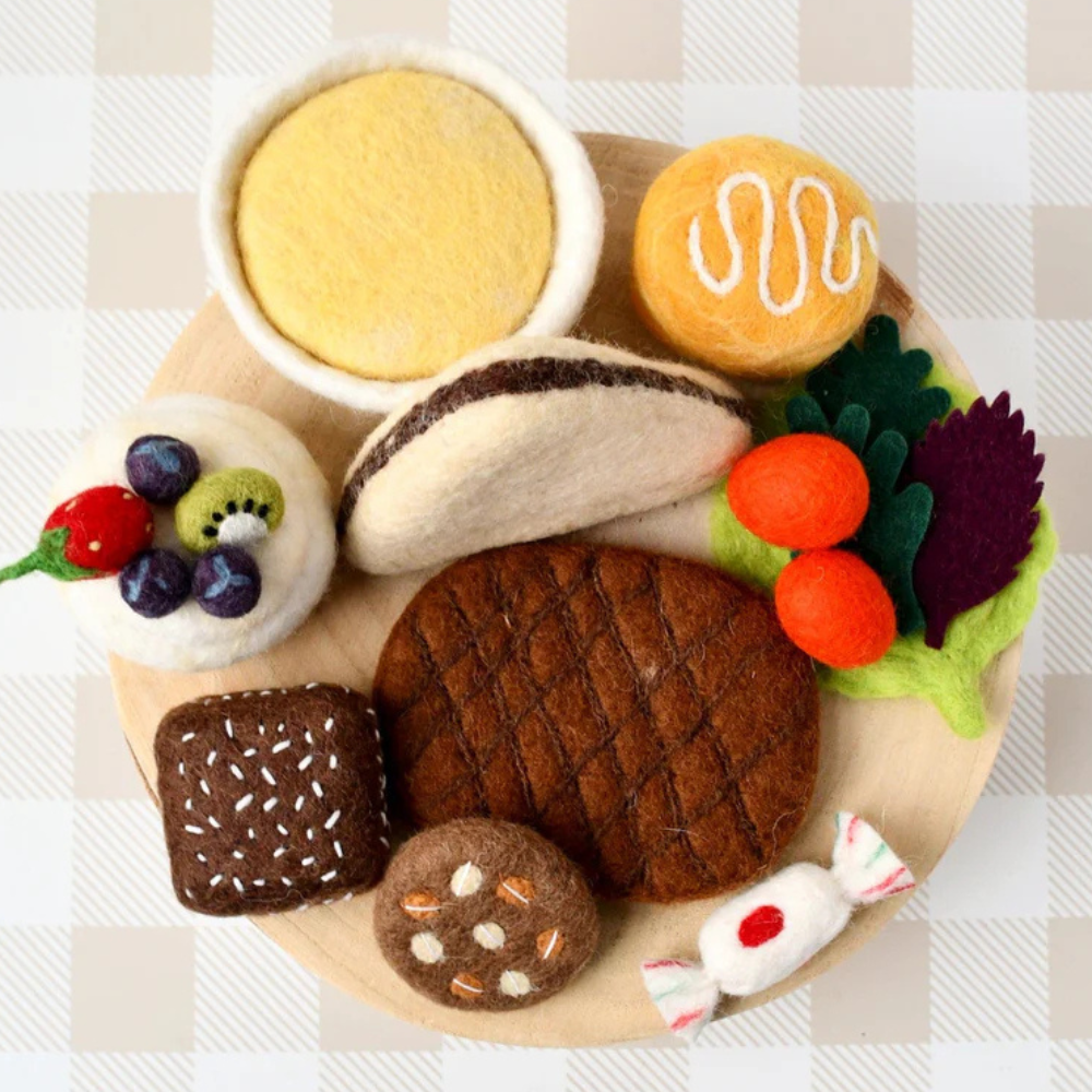 TARA TREASURES FELT POSSUM MAGIC PLAY FOOD SET