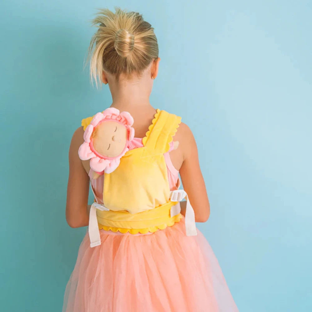 OLLIELLA DINKUM DOLL PETAL CARRIER BUTTERCUP