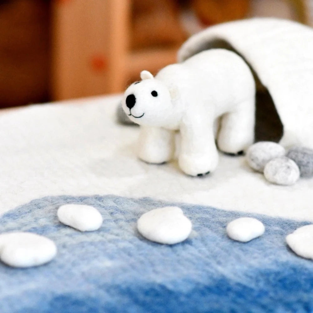 TARA TREASURES FELT LARGE ARCTIC PLAYSCAPE
