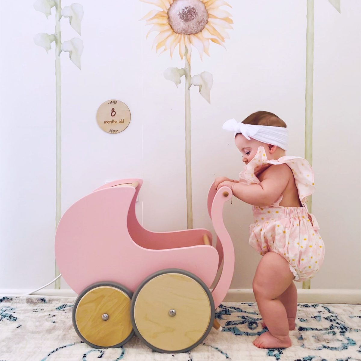WALKER PRAM WOODEN ROSE KINDERFEETS