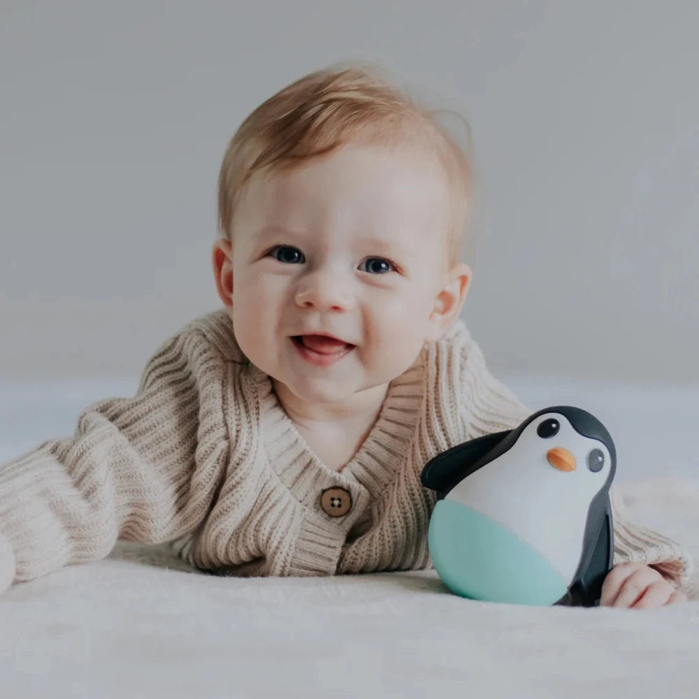 JELLYSTONE DESIGNS SILICONE PENGUIN WOBBLE BUBBLEGUM