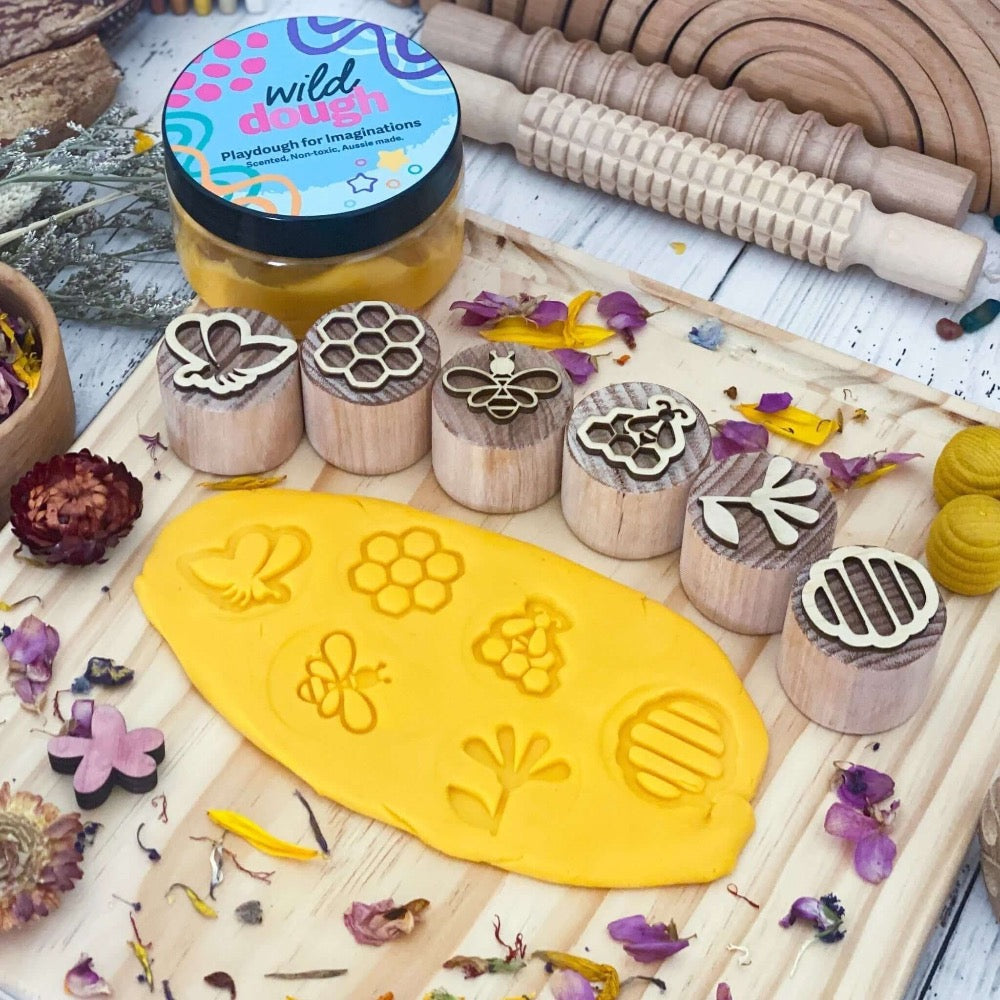 WILD DOUGH BUTTERCUP GOLD