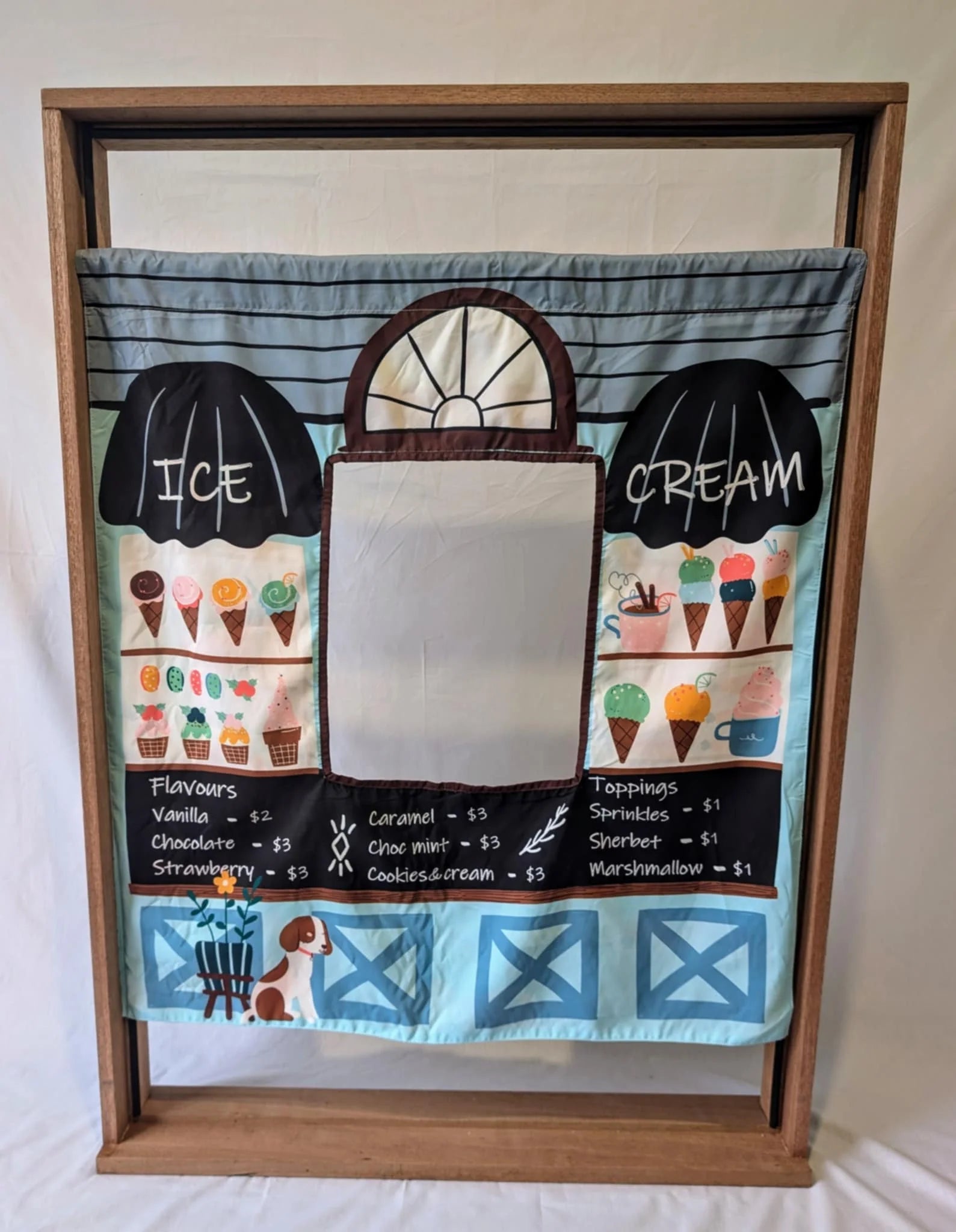 THE COZY CUBE PLAY PANELS REVERSIBLE ICE CREAM SHOP AND FARMERS MARKET
