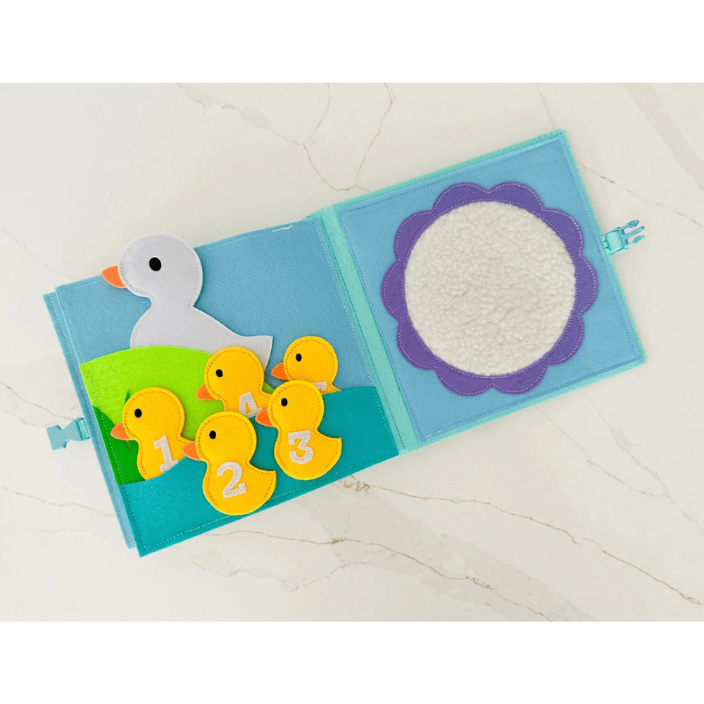 WONDERTIVITY LUCKY LION BUSY BOOK