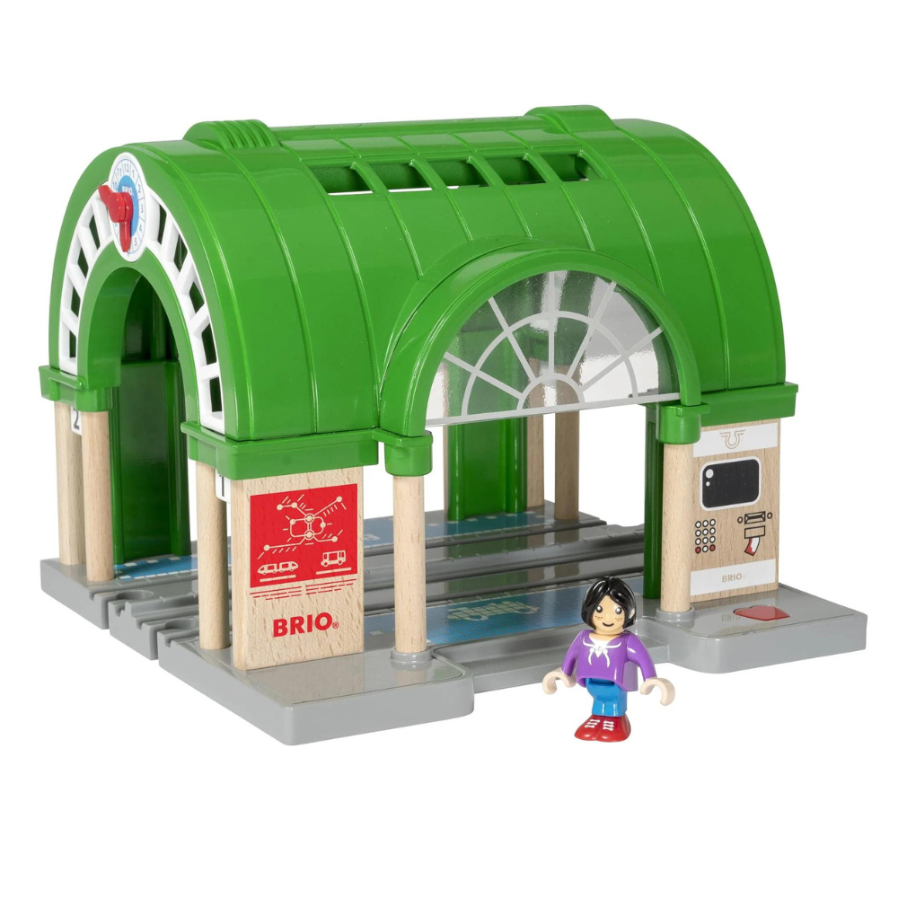 BRIO DESTINATION CENTRAL TRAIN STATION