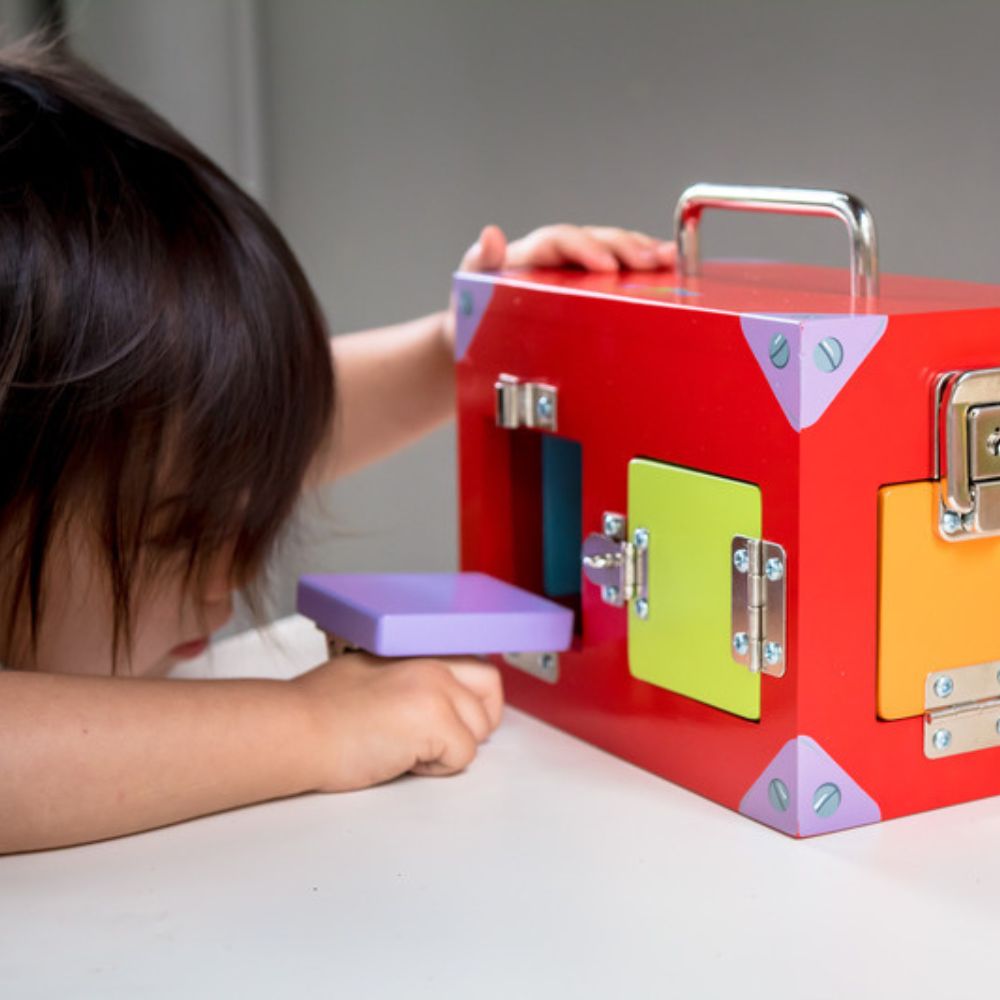 MAMAGENIUS LOCK ACTIVITY BOX