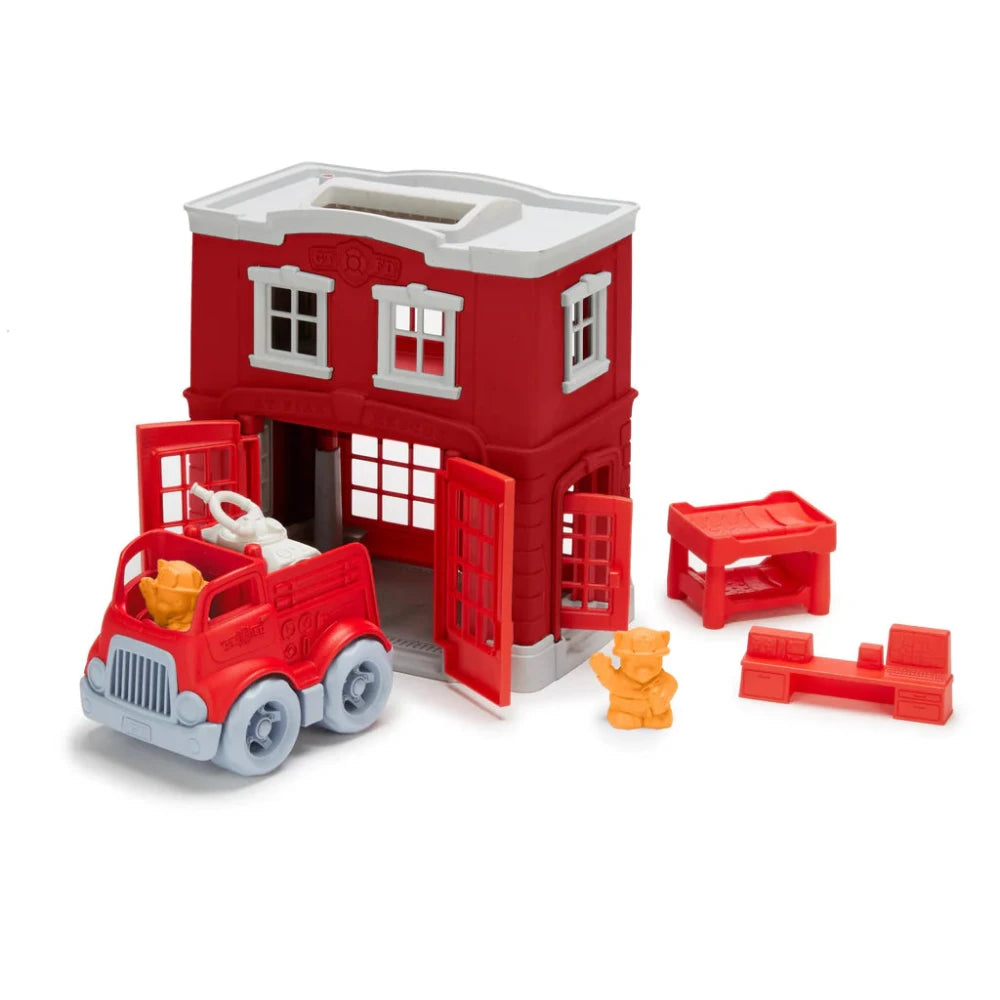 GREEN TOYS FIRE STATION