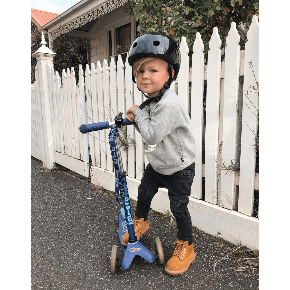 MICRO MINI DELUXE SCOOTER BLUE