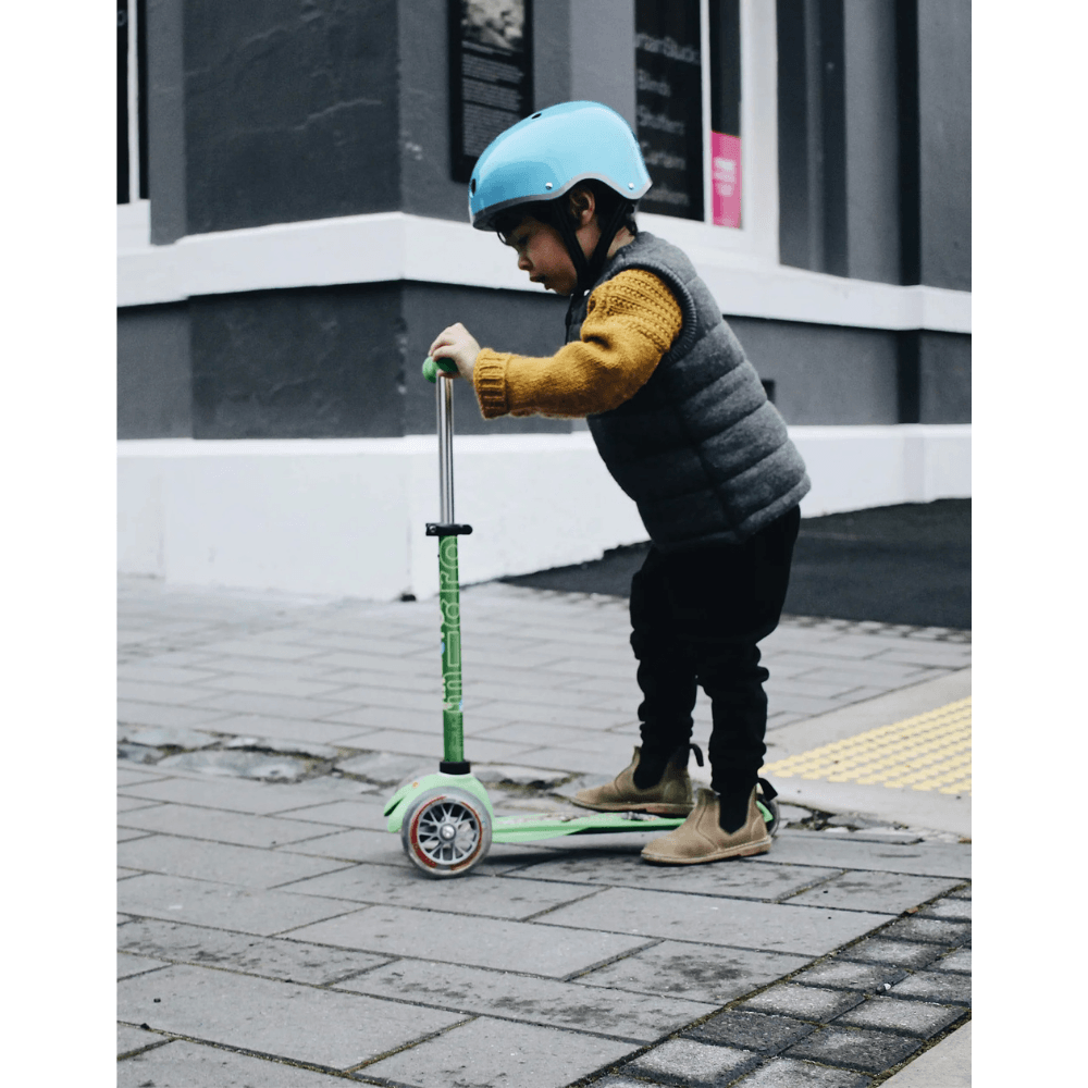 MICRO MINI DELUXE SCOOTER GREEN