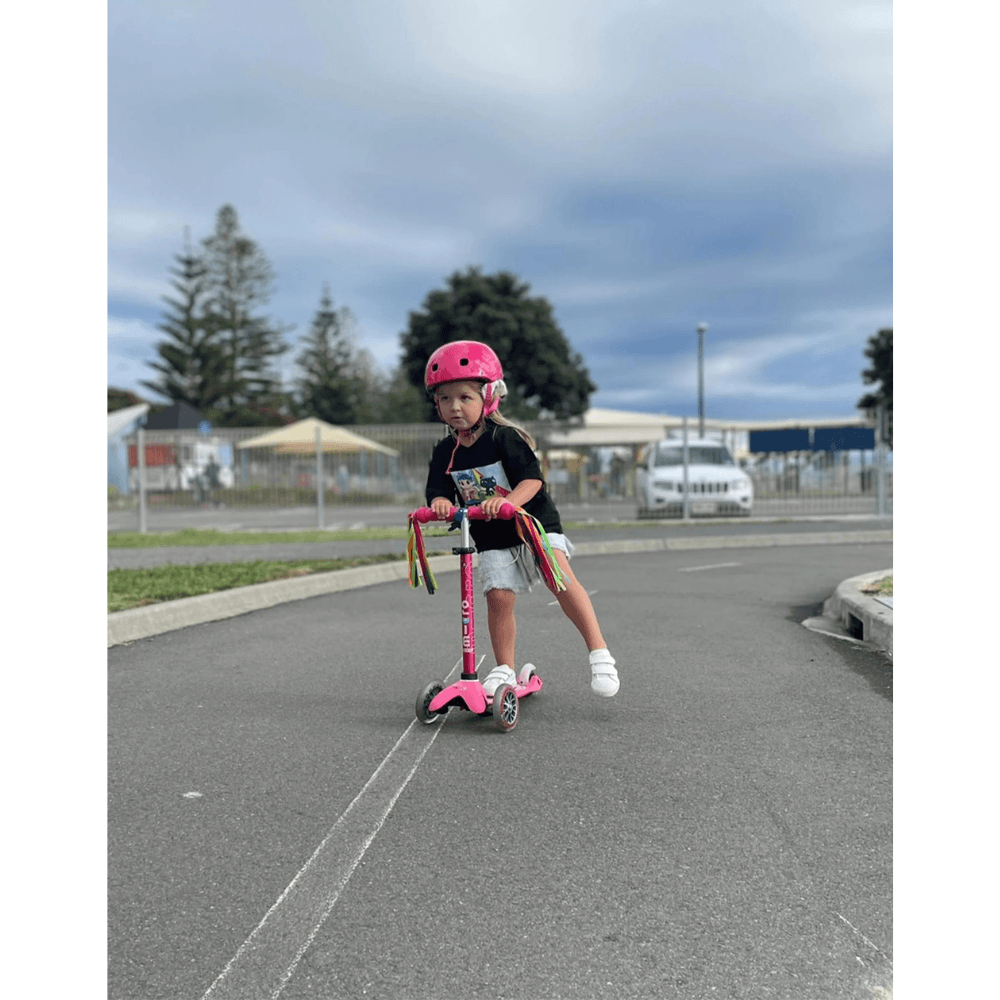 MICRO MINI DELUXE SCOOTER PINK
