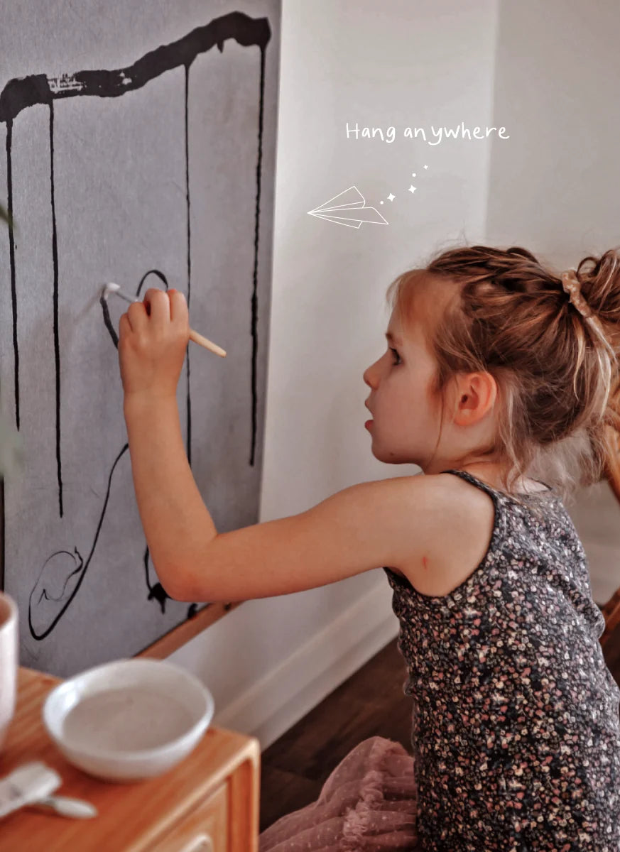 MAGIC CANVAS AND BRUSH SET