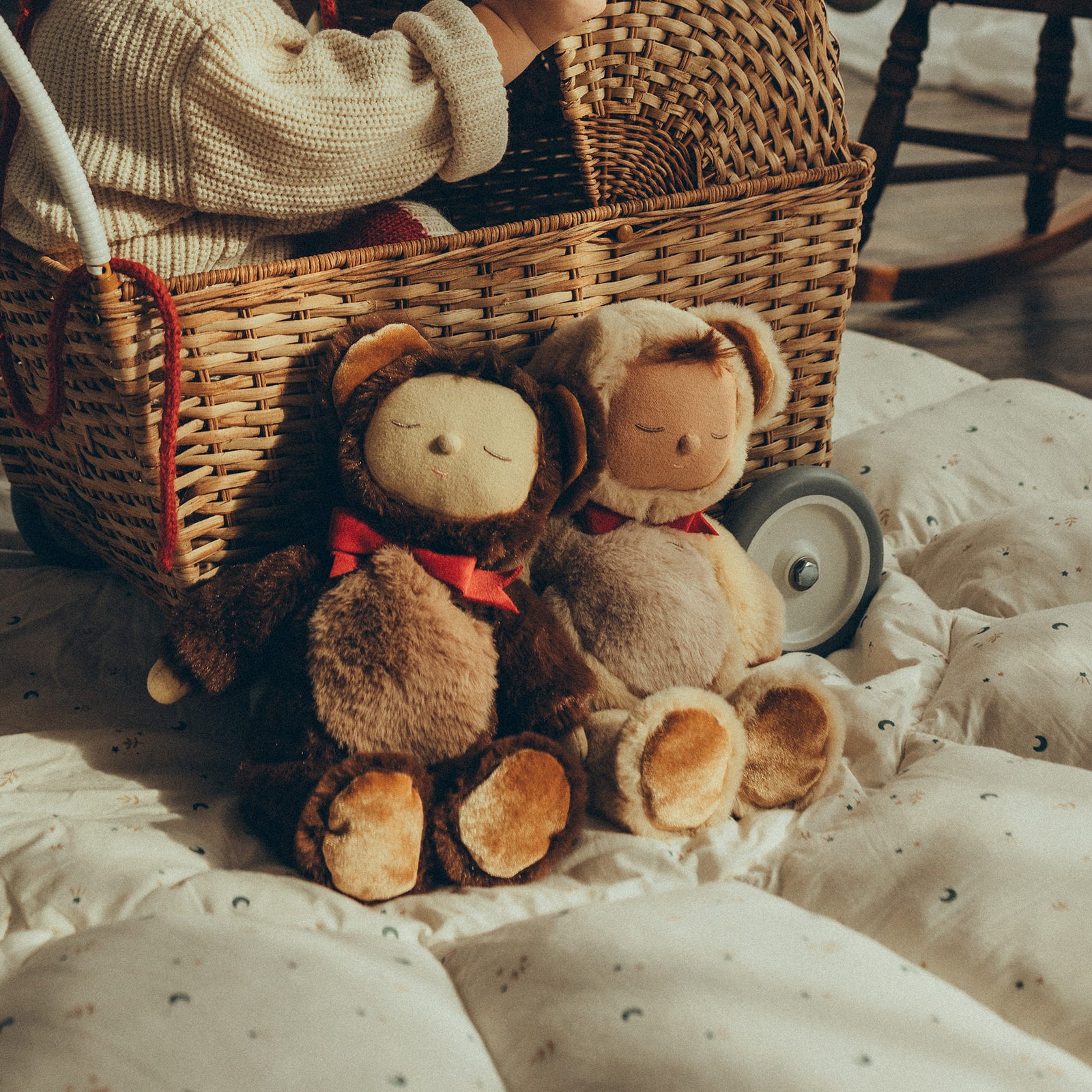 OLLIELLA COZY DINKUMS TEDDY TWIGGY