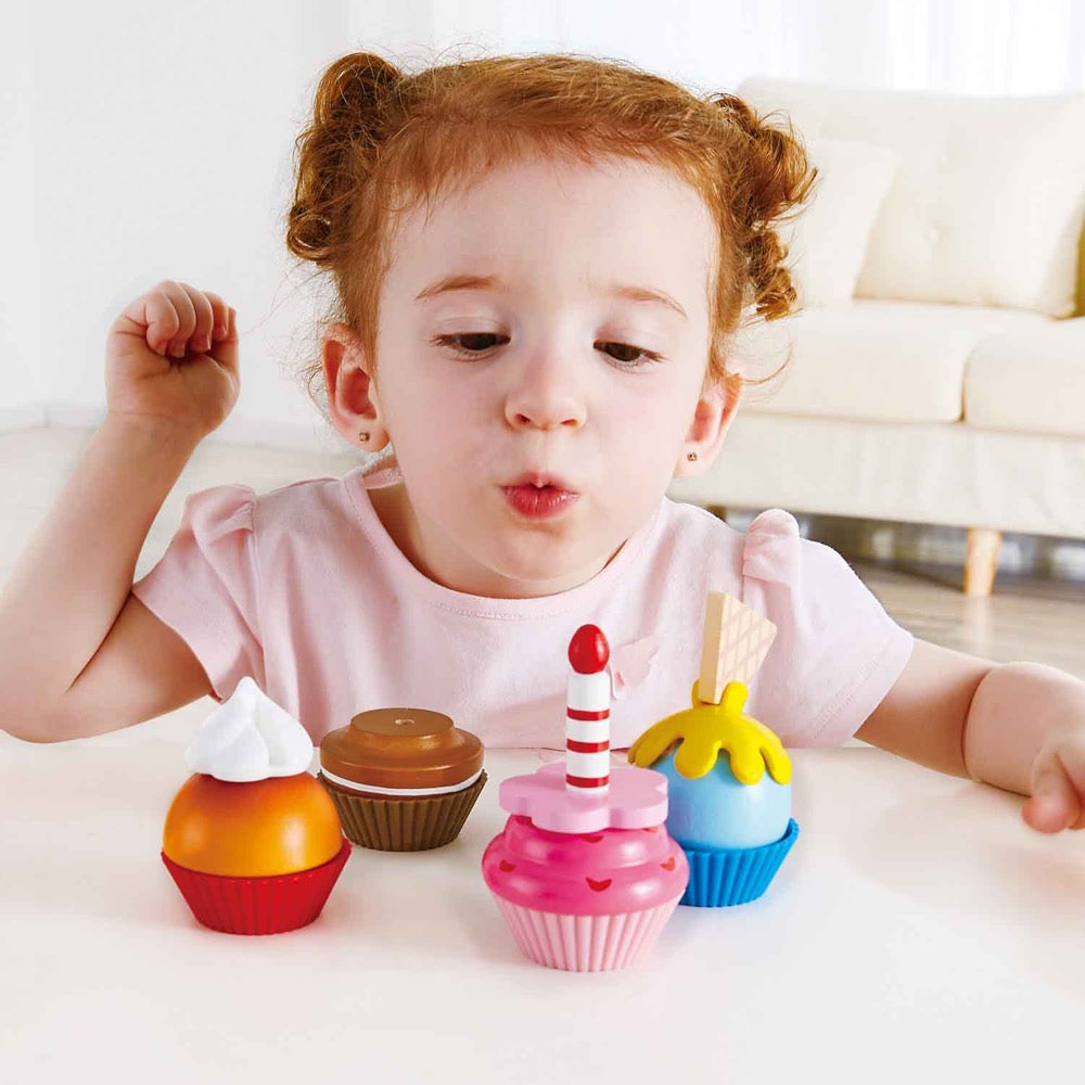 HAPE CUPCAKES SET