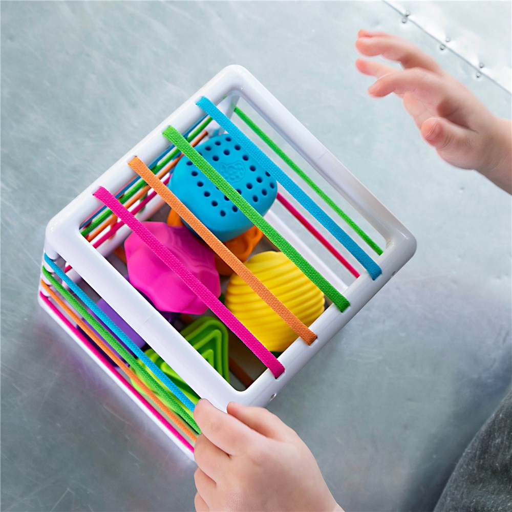 FAT BRAIN TOYS INNY BIN