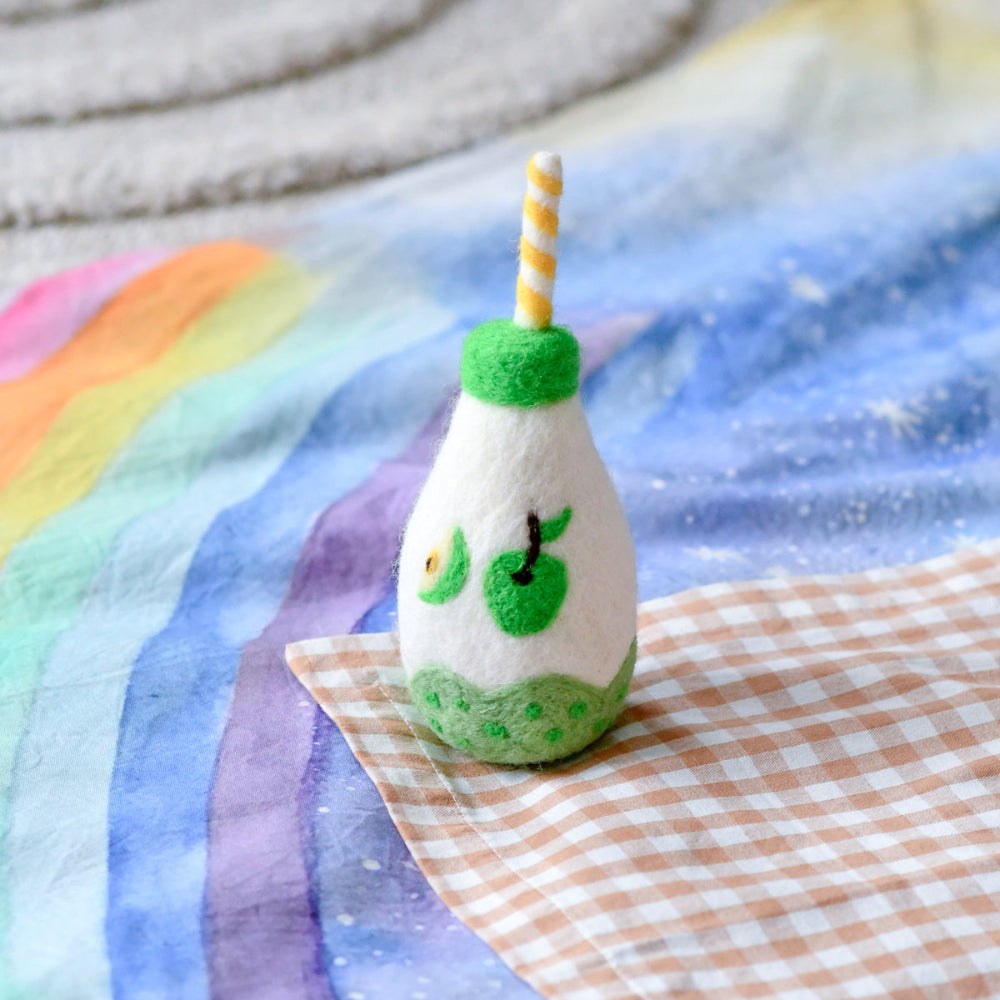 TARA TREASURES FELT SPARKLING APPLE FRUIT JUICE BOTTLE