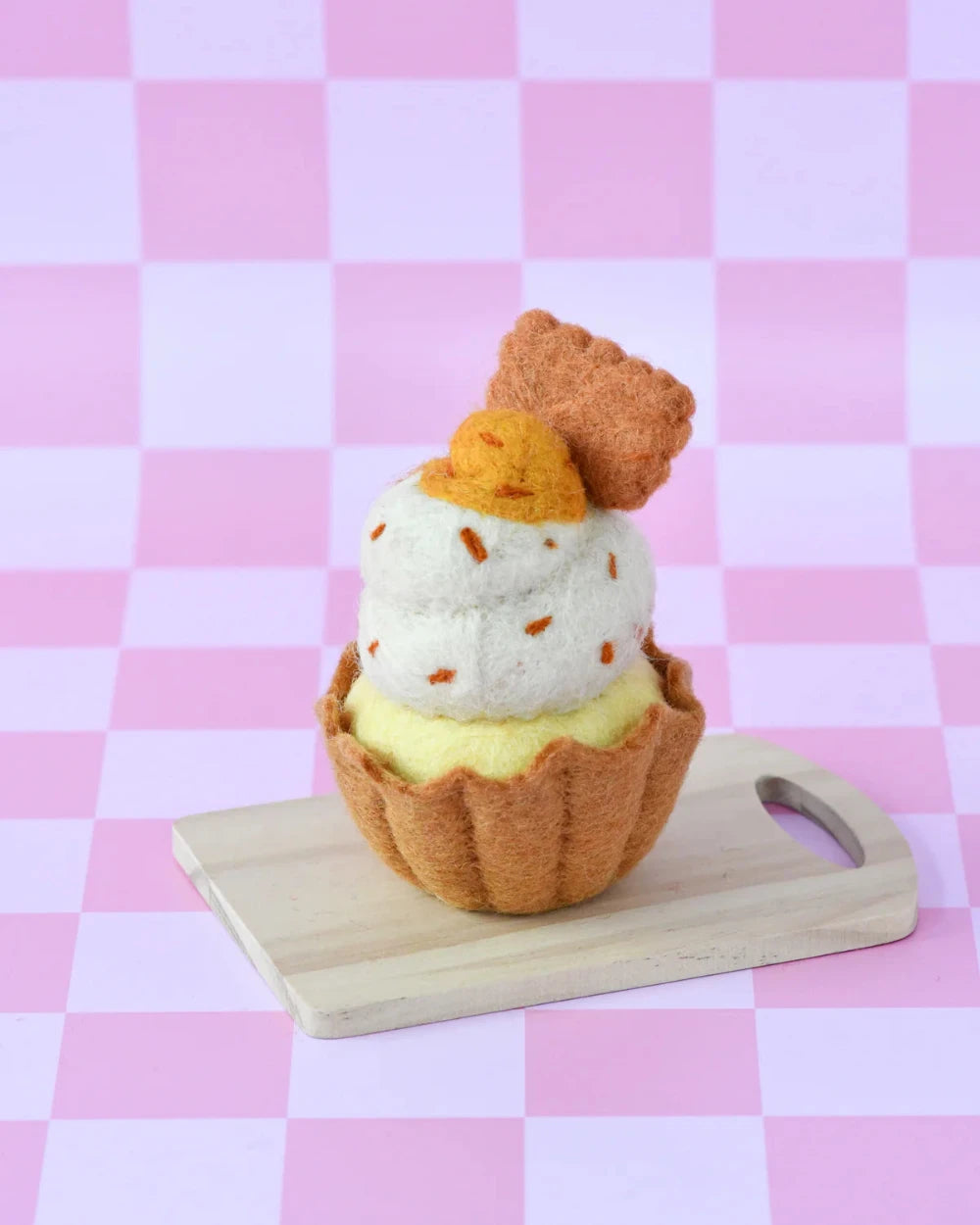 TARA TREASURES FELT GIANT BISCOFF CUPCAKE