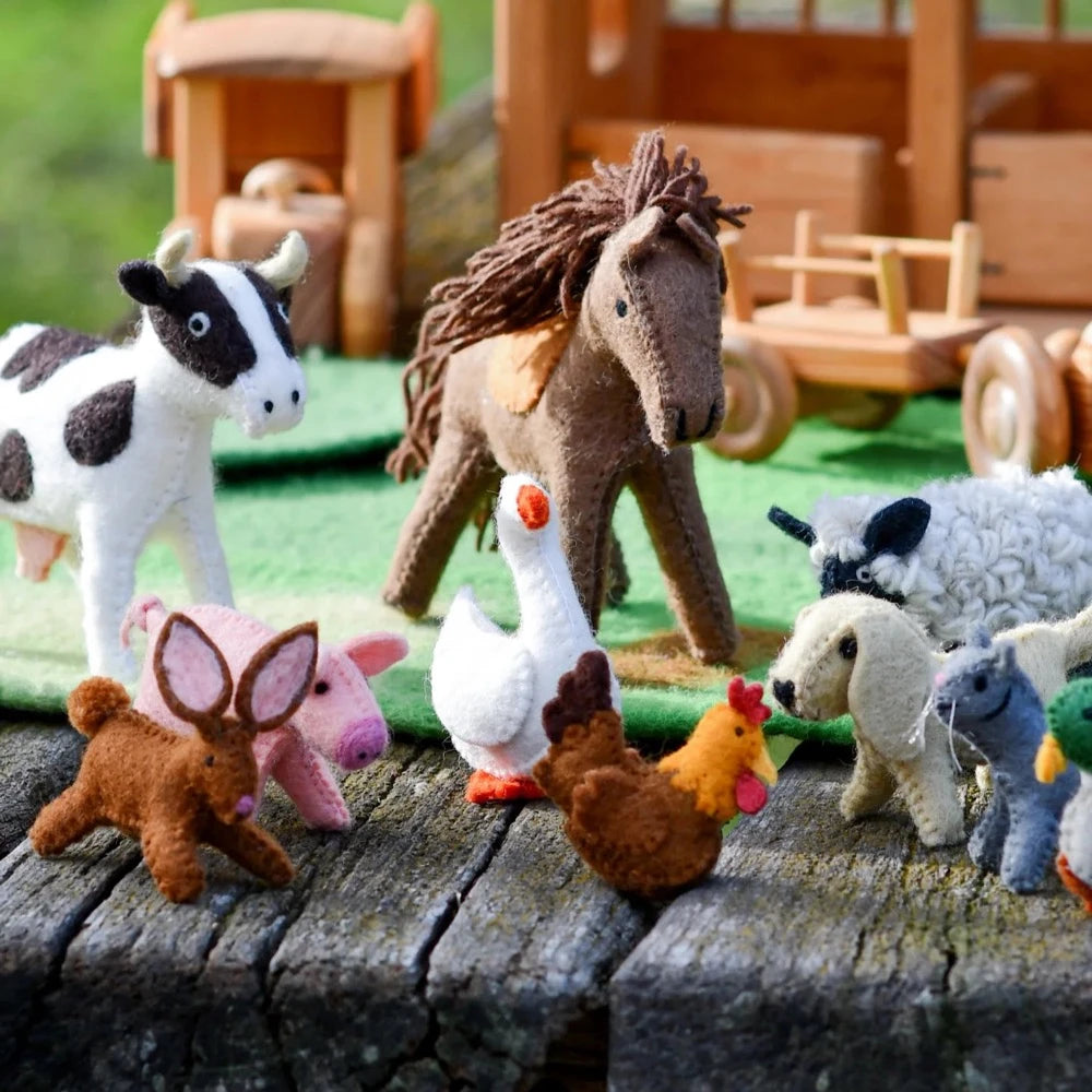 TARA TREASURES FELT FARM ANIMALS TOY SET OF 10