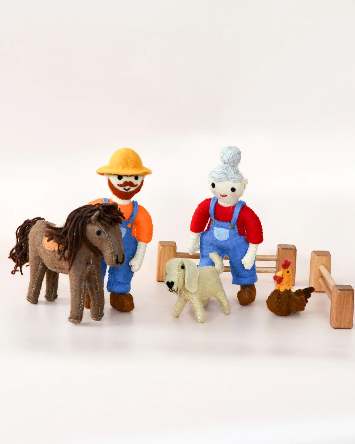 TARA TREASURES FELT OLD MACDONALD MALE FARMER TOY