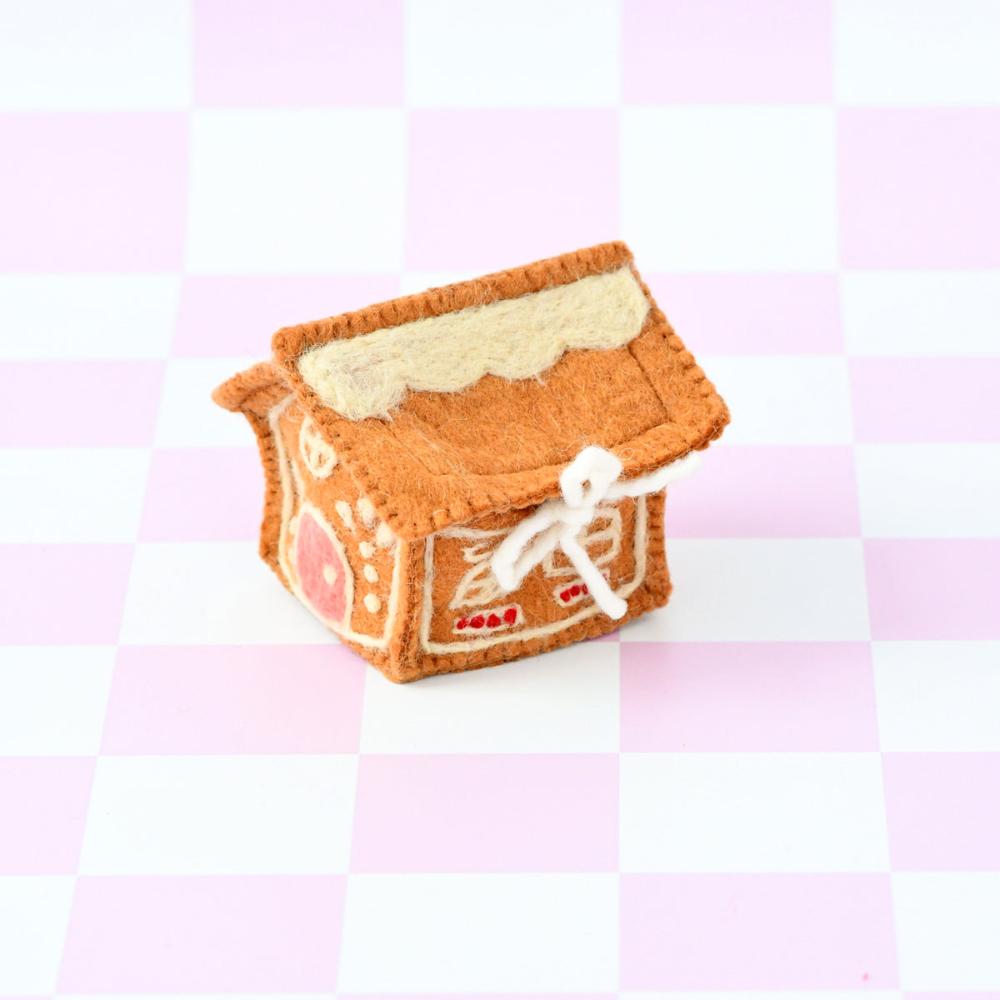 TARA TREASURES FELT GINGERBREAD HOUSE PINK DOOR
