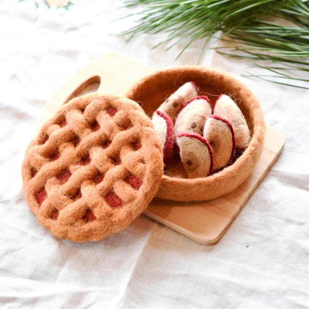 TARA TREASURES FELT APPLE PIE SET