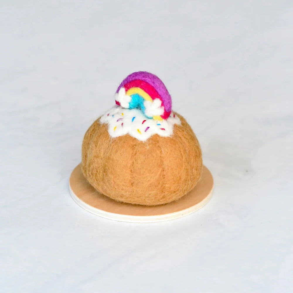 FELT RAINBOW BUNDT CAKE WITH ICING