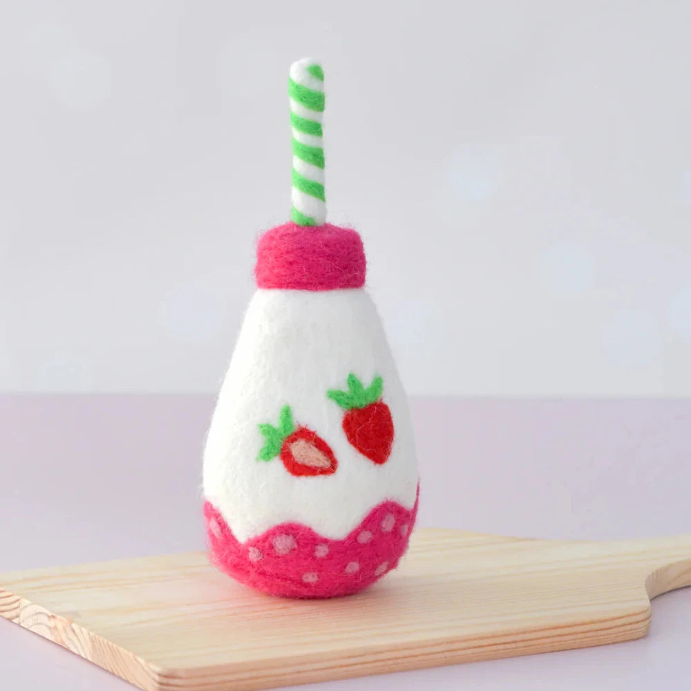 TARA TREASURES FELT SPARKLING STRAWBERRY FRUIT JUICE BOTTLE