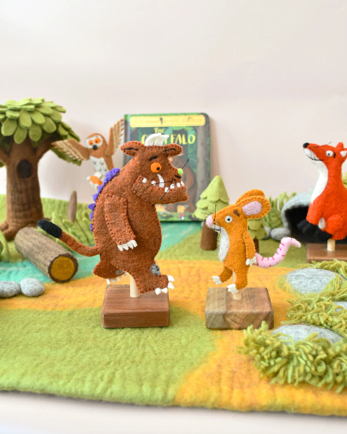 TARA TREASURES THE GRUFFALO PLAYSCAPE PLAY MAT