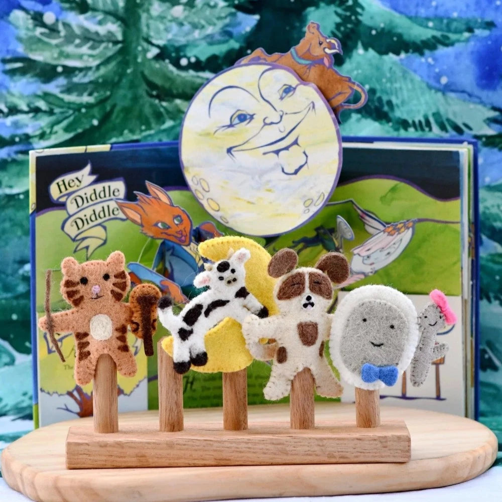TARA TREASURES HEY DIDDLE DIDDLE FINGER PUPPET SET