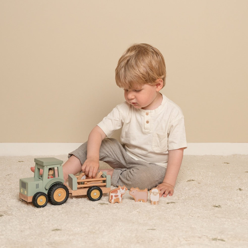 LITTLE DUTCH LITTLE FARM WOODEN TRACTOR WITH TRAILER