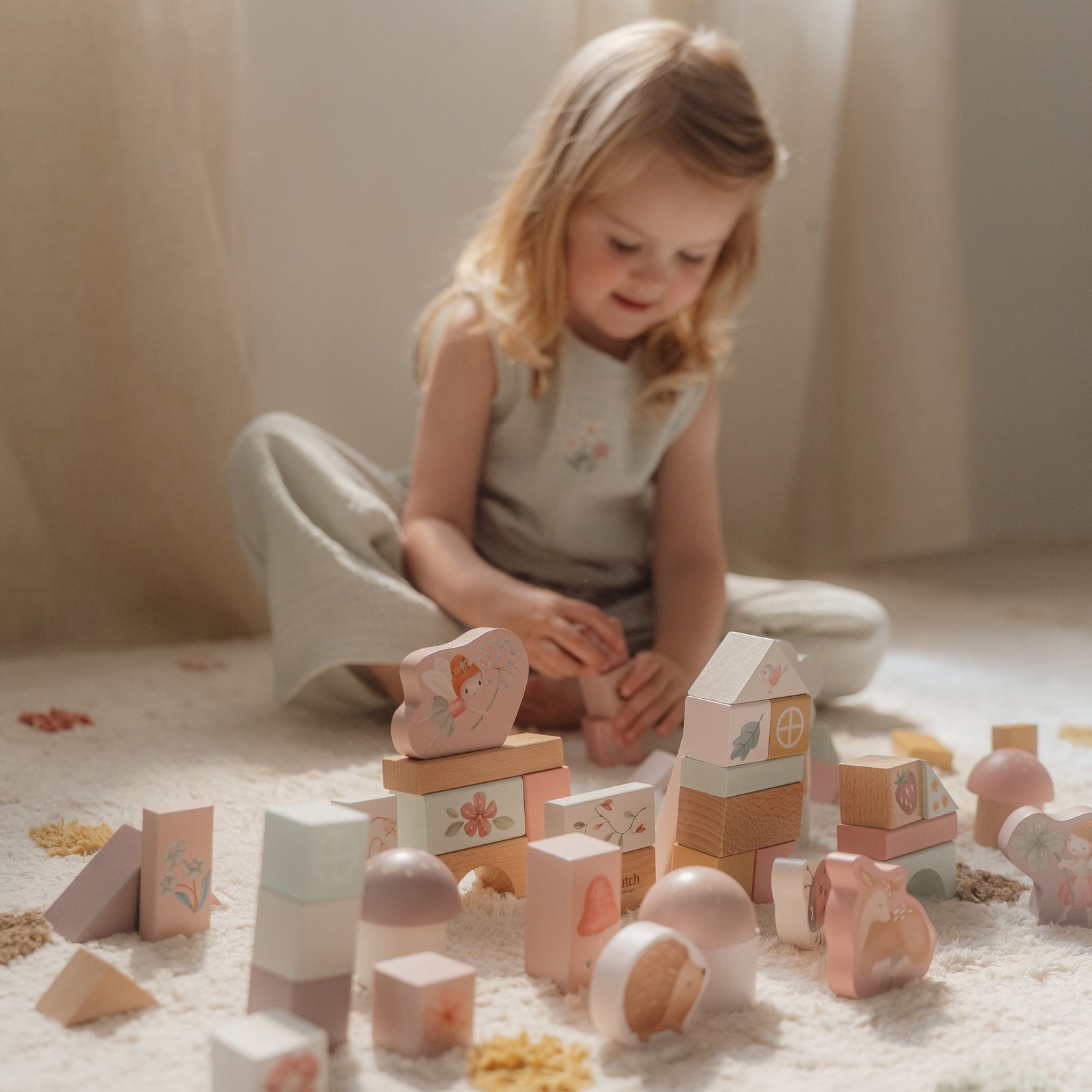 LITTLE DUTCH FAIRY GARDEN BUILDING BLOCKS