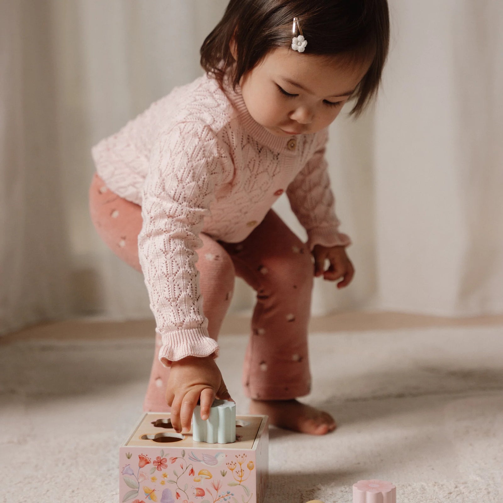 LITTLE DUTCH FAIRY GARDEN SHAPE SORTER