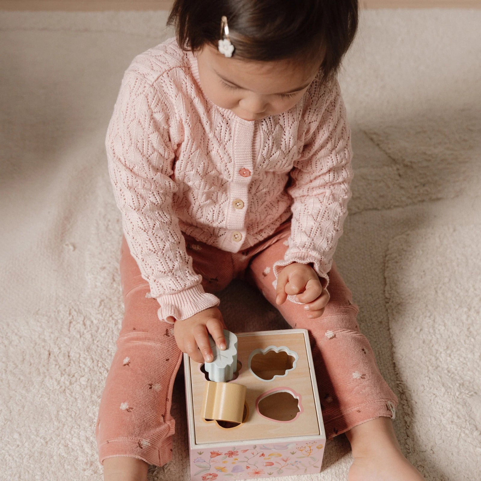 LITTLE DUTCH FAIRY GARDEN SHAPE SORTER