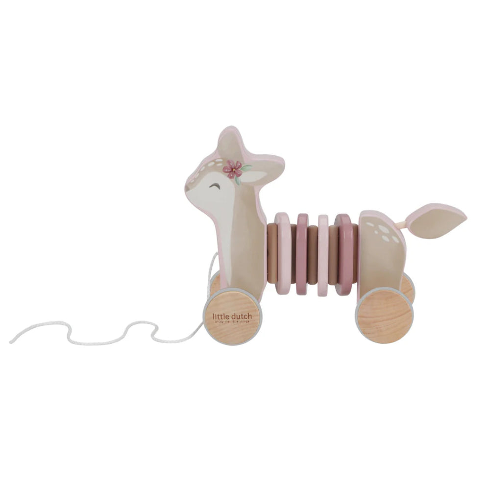 LITTLE DUTCH PULL ALONG WOOD DEER