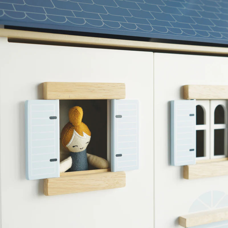 LE TOY VAN DAISYLANE SKY DOLLS HOUSE