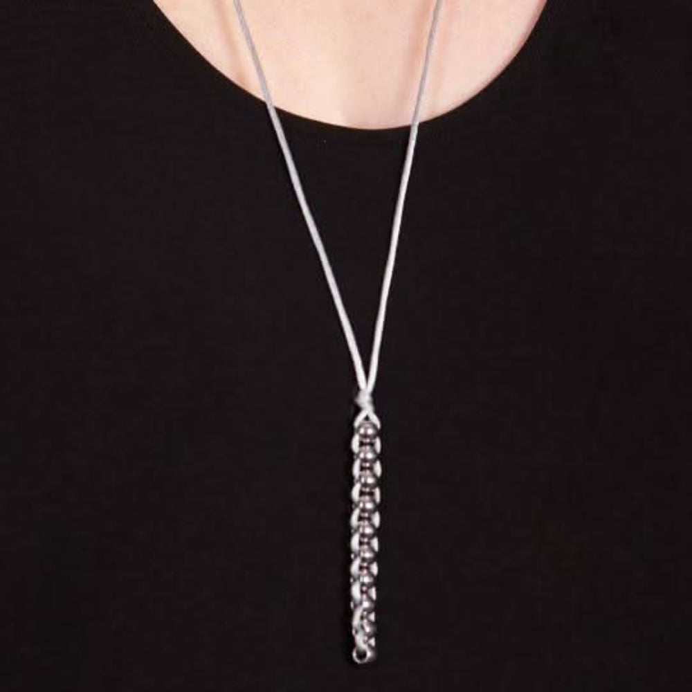 CATERPILLAR NECKLACE SILVER