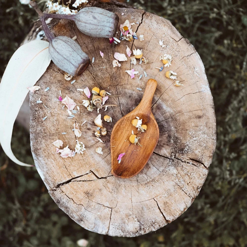 WILD MOUNTAIN CHILD HANDCRAFTED LEAF SCOOP