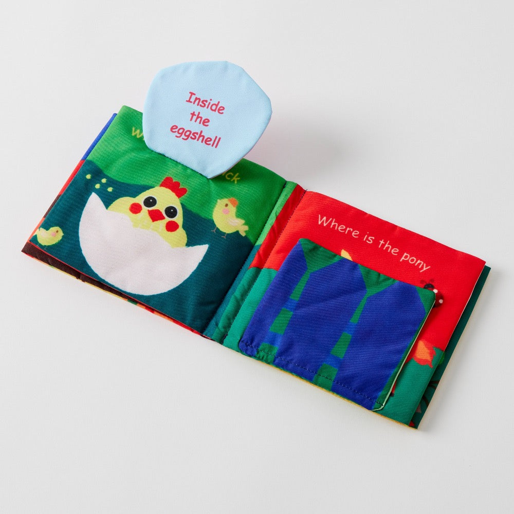 JIGGLE AND GIGGLE ACTIVITY FABRIC BOOK HIDE AND SEEK ON THE FARM