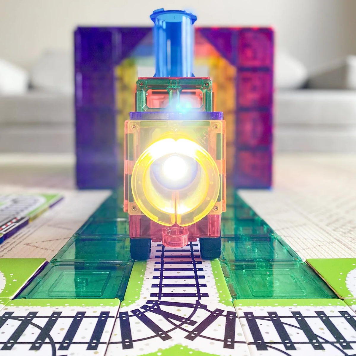 LEARN AND GROW MAGNETIC TRAIN TRACK TILE TOPPERS 36 PC