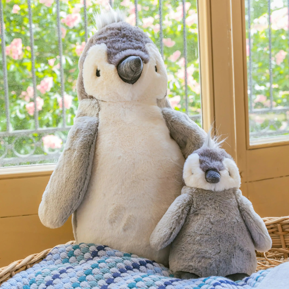 NANA HUCHY PAULO THE PENGUIN
