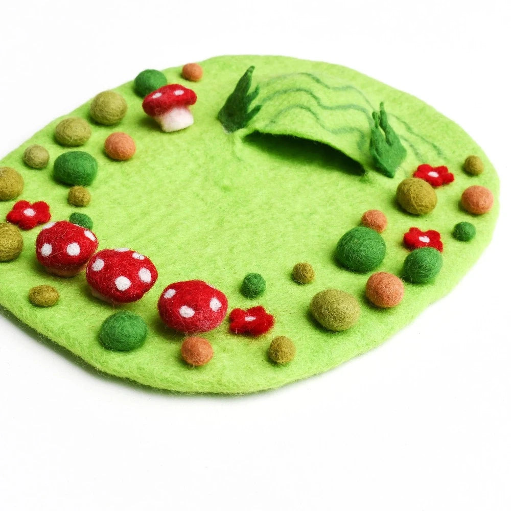TARA TREASURES FELT FAIRY TOADSTOOL GARDEN PLAY MAT