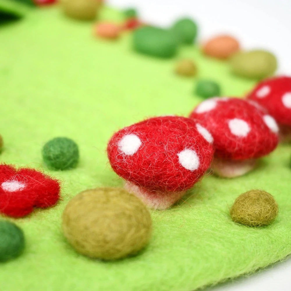 TARA TREASURES FELT FAIRY TOADSTOOL GARDEN PLAY MAT