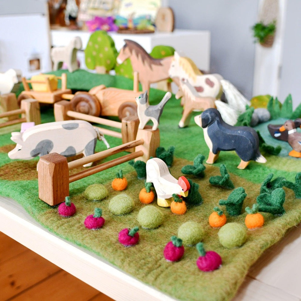 TARA TREASURES FELT PLAYSCAPE MAT LARGE FARM