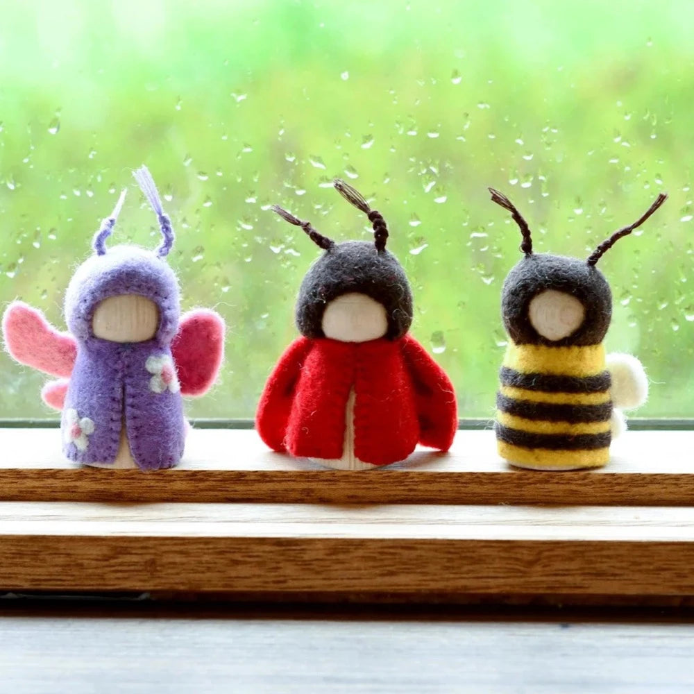 TARA TREASURES FELT BUGS PEG DOLL SET